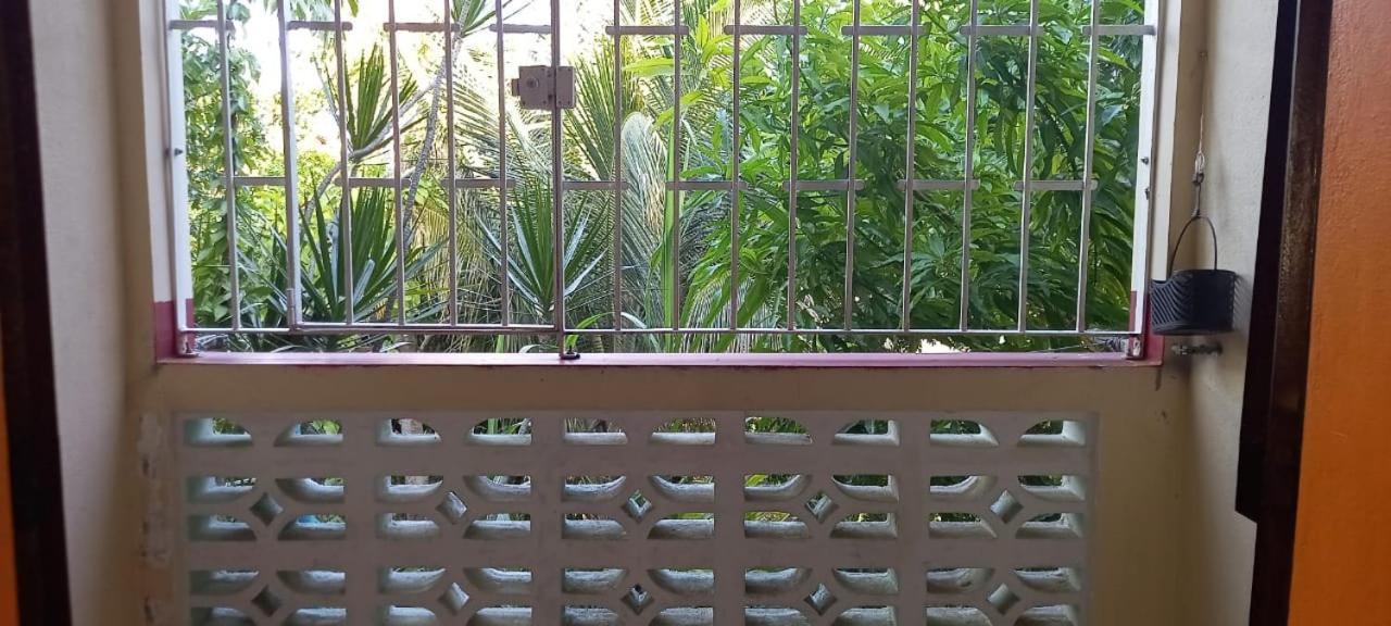 Appartamento Localiz Grand-Bourg  Esterno foto